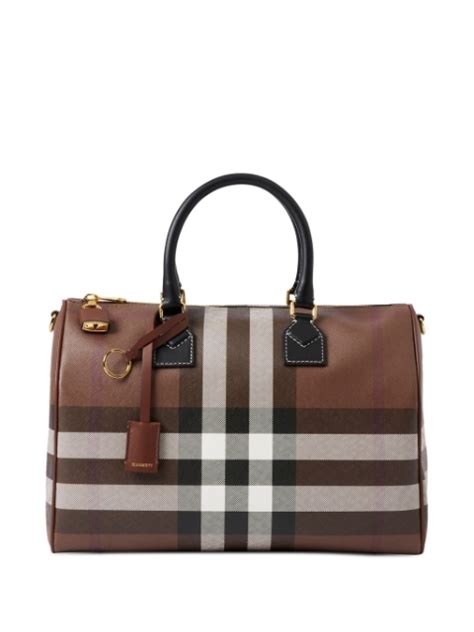 borse burberry prezxi|Scopri la nuova collezione di borse Burberry donna su FARFETCH.